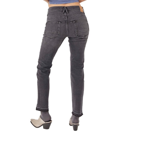 Free People Black Faded Ripped Slim Boyfriend Jeans Size 24 NWT - Picture 5 of 14